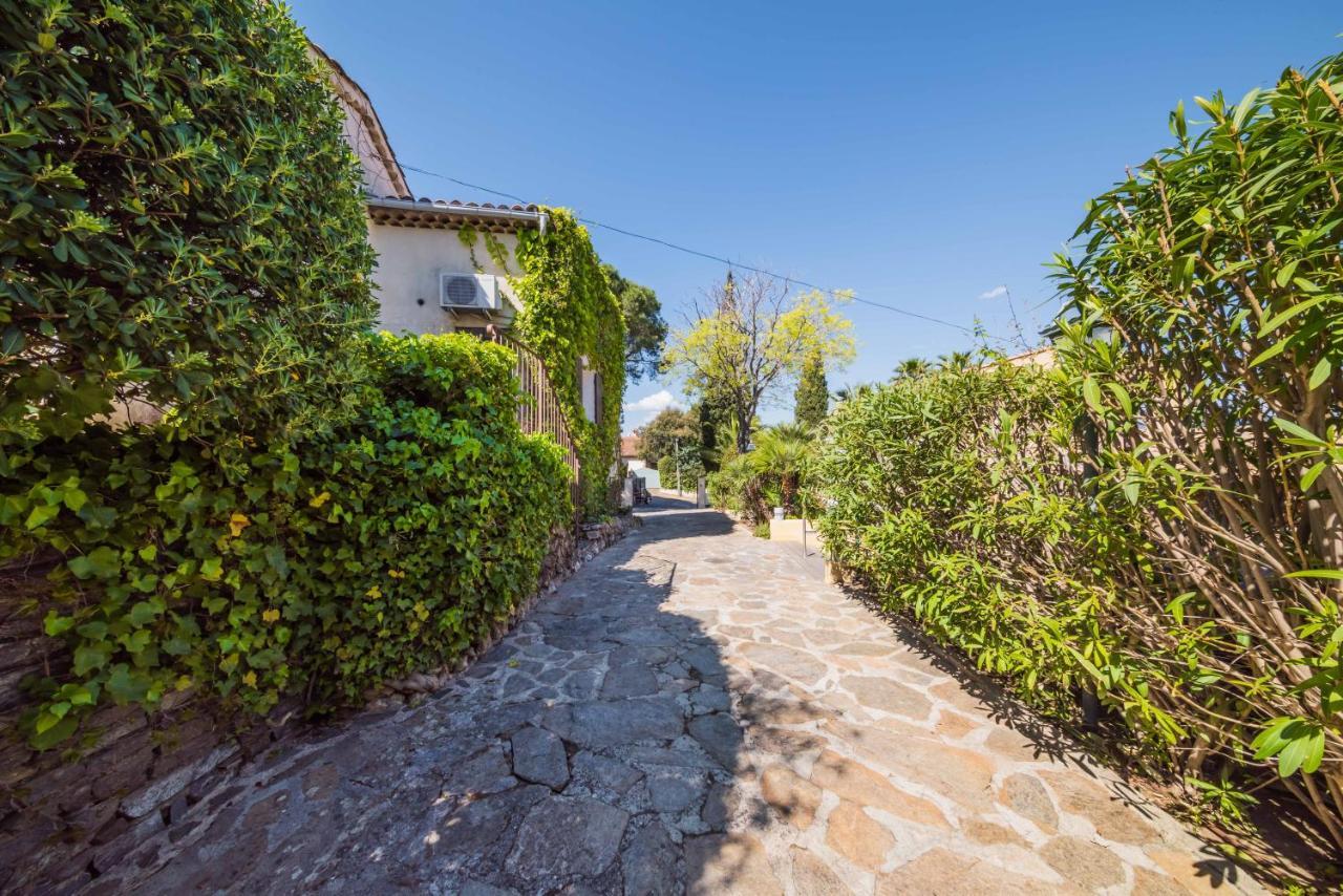 Les Capucines Saint Tropez Hotel Gassin Kültér fotó